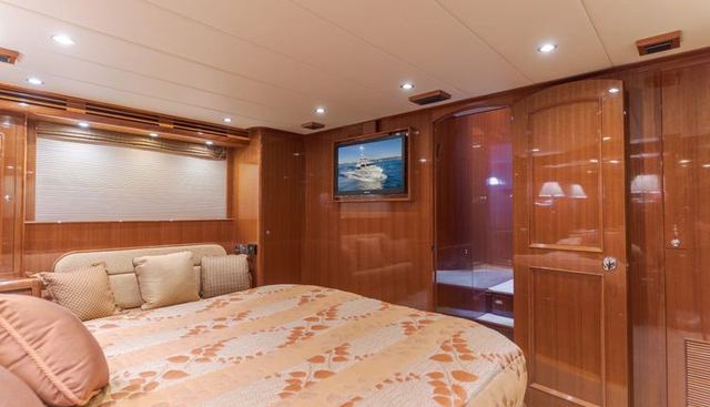 MALOU yacht for sale 23