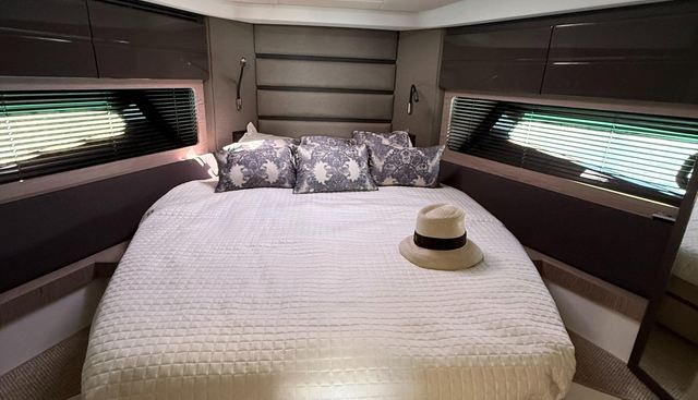 RELAX JOSEPHINE yacht for sale 37