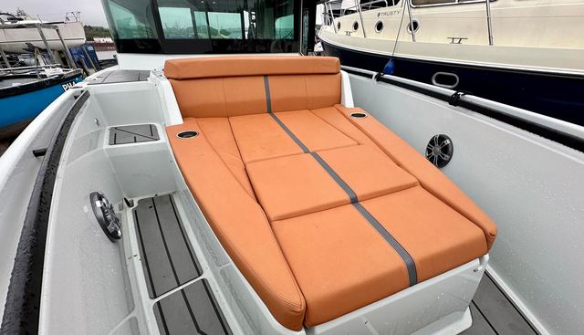 GEE WHIZZ yacht for sale 18