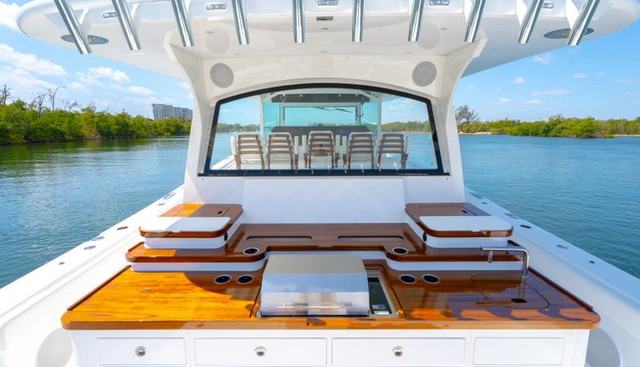 65 Estrella yacht for sale 15