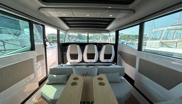 noname yacht for sale 25