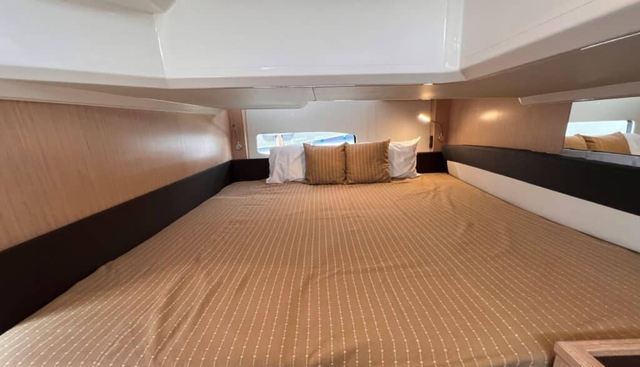 noname yacht for sale 30