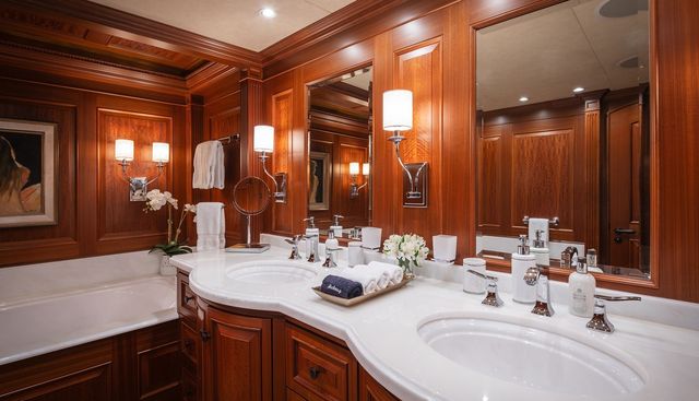 CROSSED SABRE yacht for sale 23