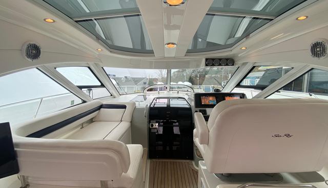 Equinox yacht for sale 18