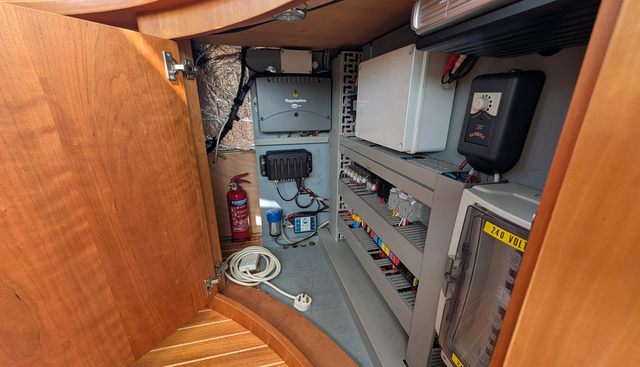 Lady Emily yacht for sale 32