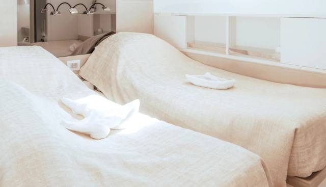 TNT Leisure yacht for sale 22