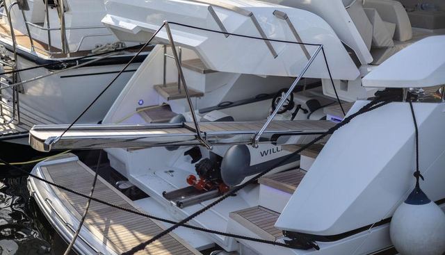 Que Sera Sera yacht for sale 32