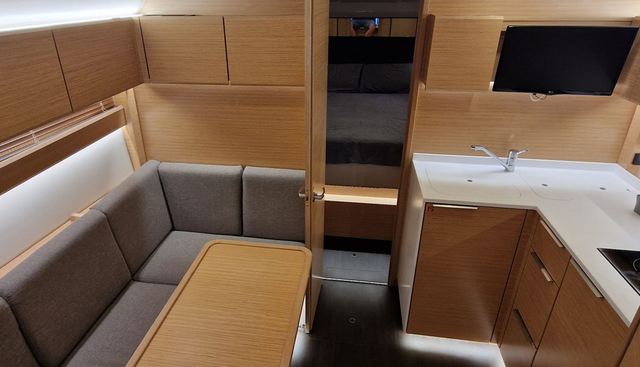 STARLIGHT yacht for sale 13