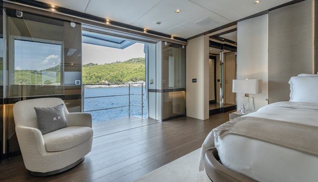 TOY yacht for sale 15