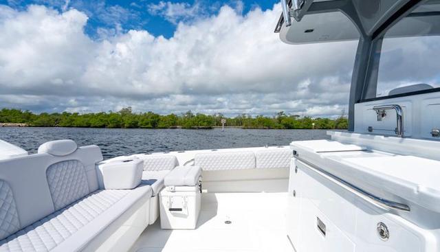 42 Lujo yacht for sale 14