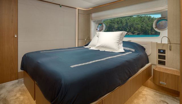 Damari yacht for sale 23