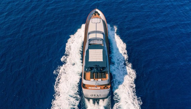 Oval yacht for sale 23