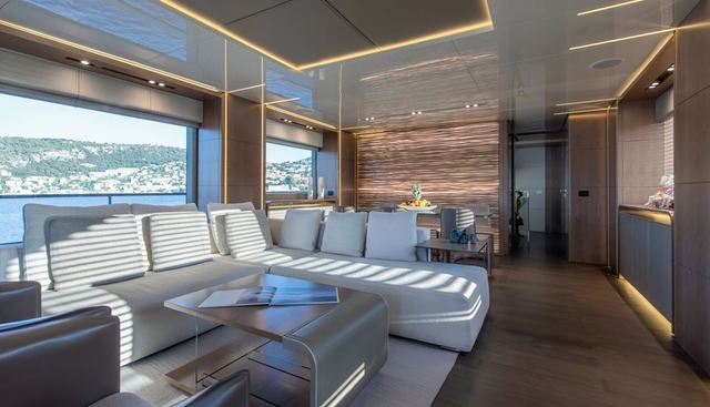 7 SECONDS yacht for sale 8