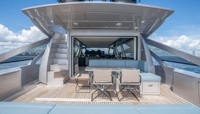 VINTAGE yacht for sale 43