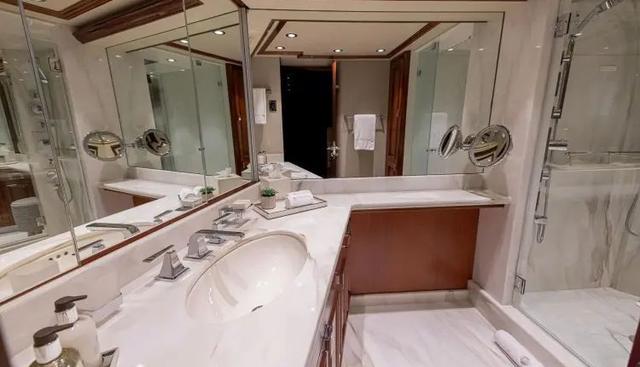 Seahawk yacht for sale 224