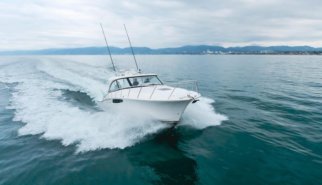 Commodore Two yacht for sale 2