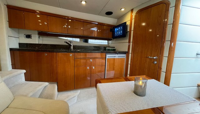 CGI yacht for sale 23
