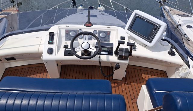 noname yacht for sale 13