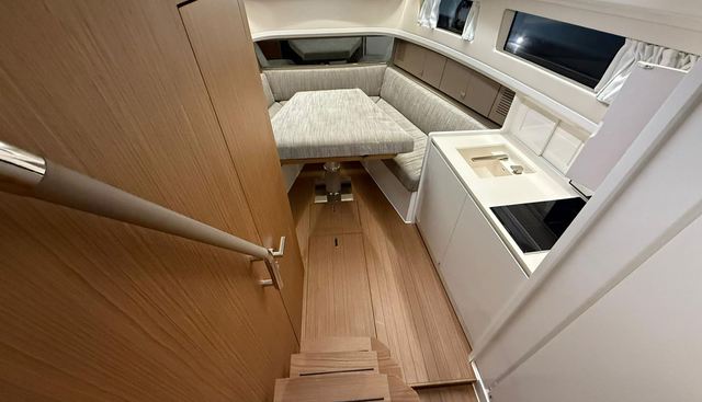 BG42 yacht for sale 18