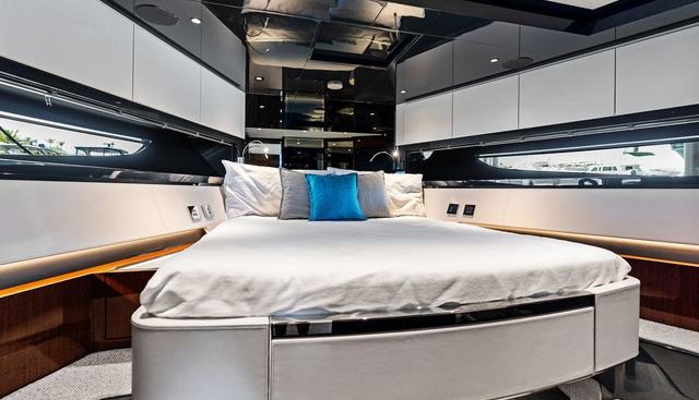 CLUB T yacht for sale 42
