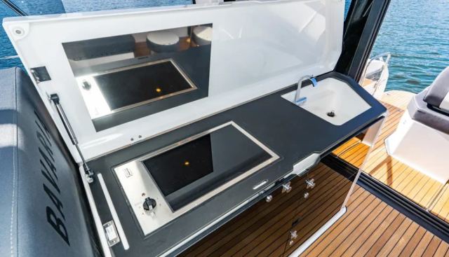 SR41 yacht for sale 7