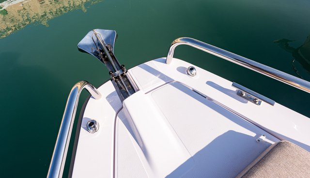 Nautiful yacht for sale 8