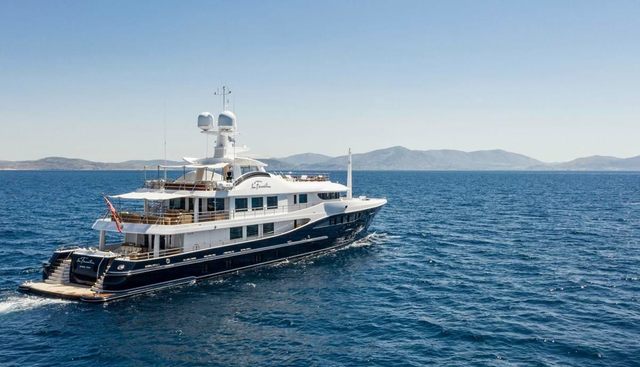 La Familia yacht for sale 29
