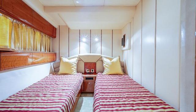 OCTOBER PRINCESS yacht for sale 35