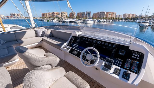 INSOMNIA yacht for sale 35