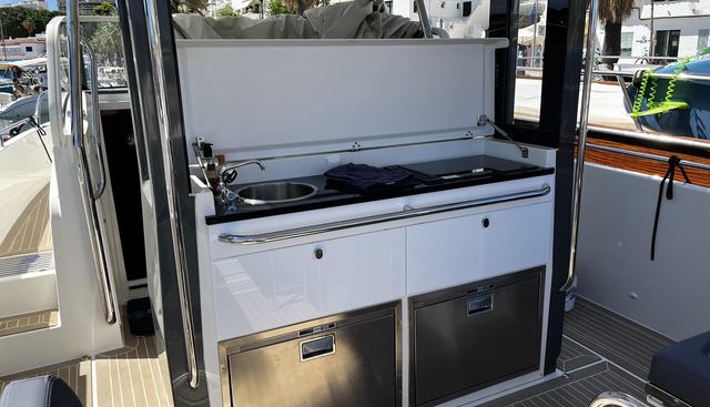 AYS2446 yacht for sale 10