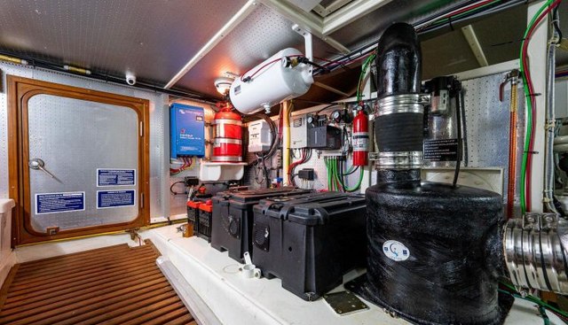 Homes yacht for sale 64