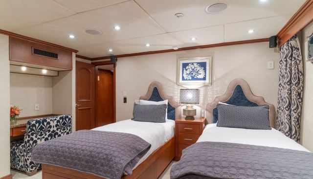 Huracan yacht for sale 57