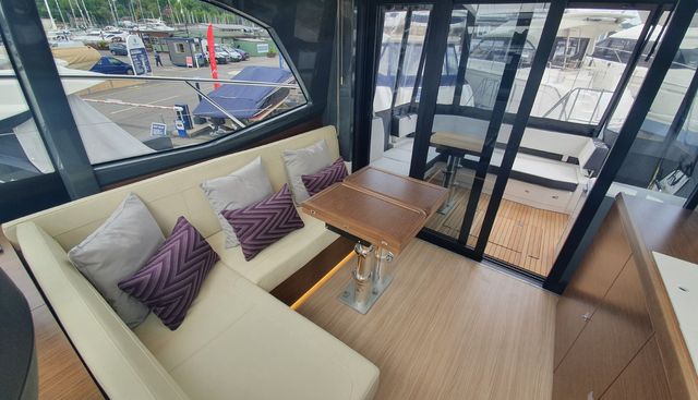 Swysh yacht for sale 9