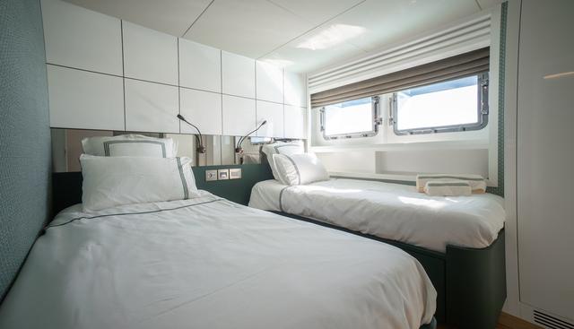 Ray yacht for sale 37