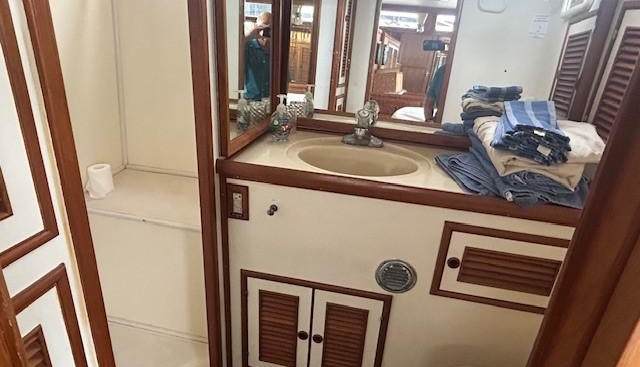 Fishers Folly IV yacht for sale 17