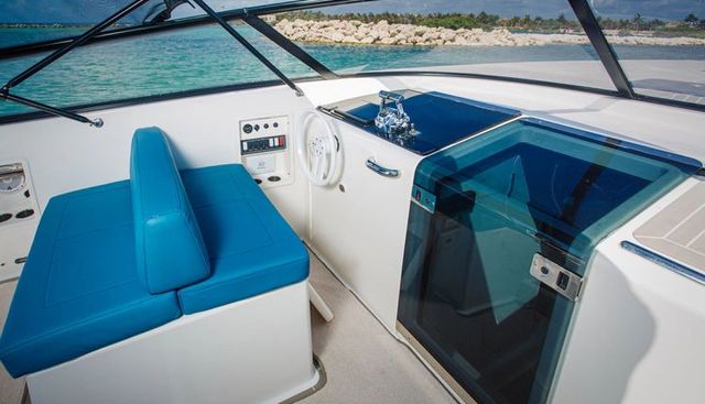 VANDUTCH 40 yacht for sale 8