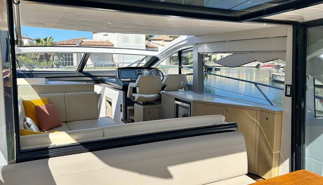 POCO LOCO 4 yacht for sale 12