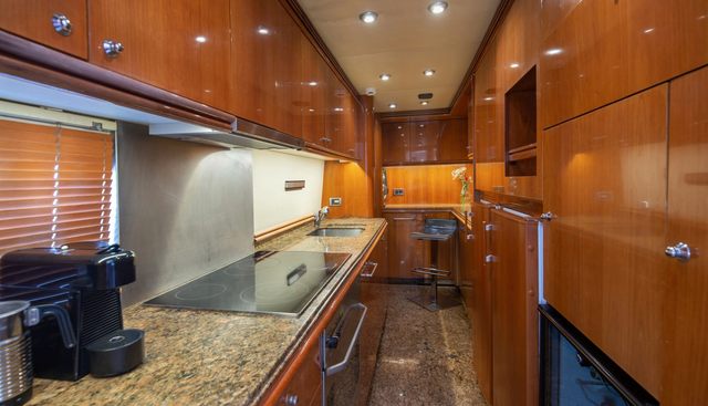 Mi Alma yacht for sale 22