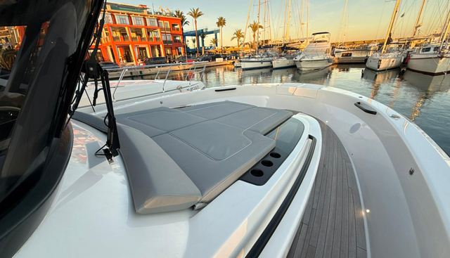 BG42 yacht for sale 15