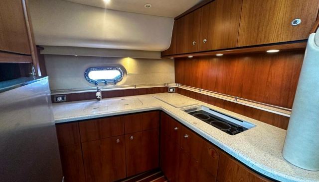 CRYSTAL yacht for sale 9