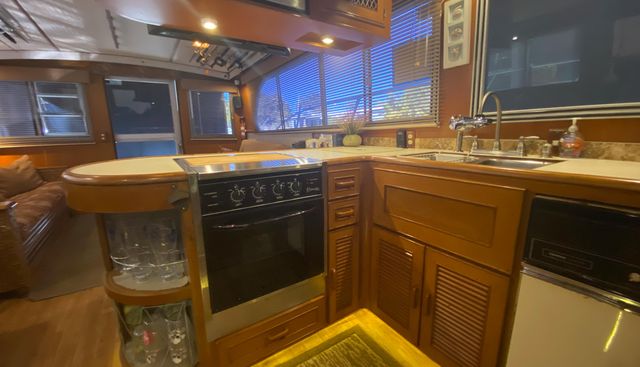 The Jolly Rogers yacht for sale 39