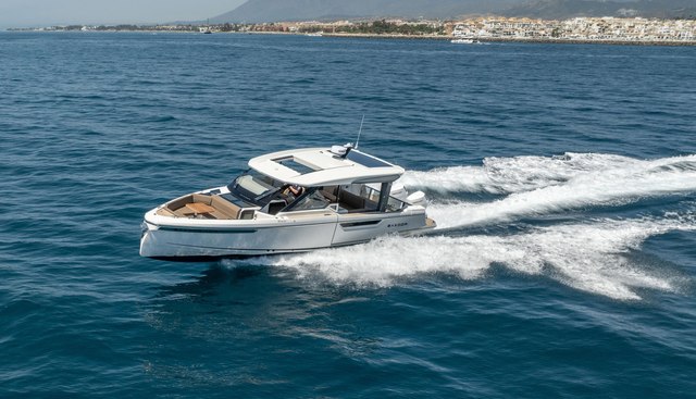 SN400GTO-286 yacht for sale 24