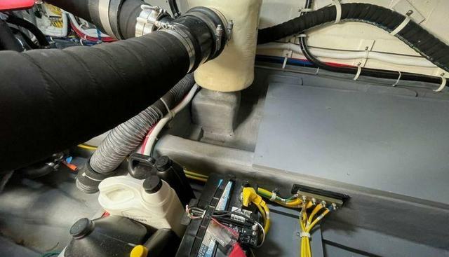 MJM Grand yacht for sale 48