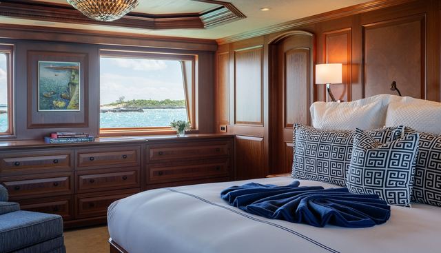 CROSSED SABRE yacht for sale 22