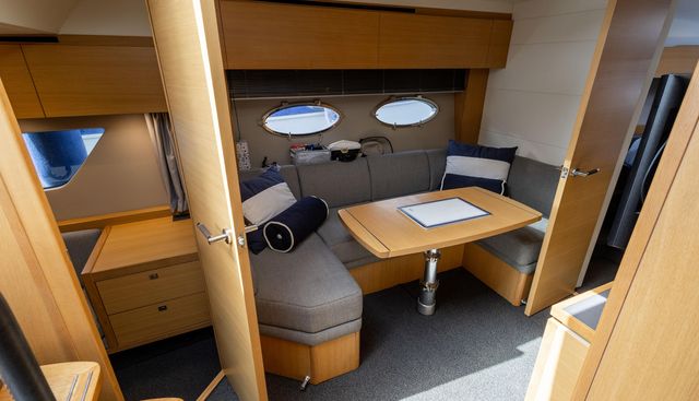 Lady IXNA yacht for sale 24