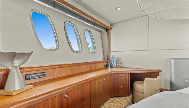 Cheers yacht for sale 34