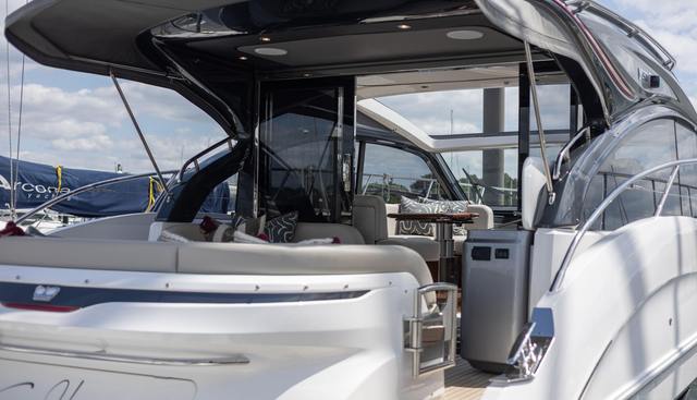 Sir Henry yacht for sale 17