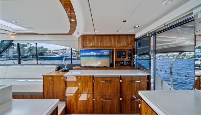 SAPPHIRE yacht for sale 32