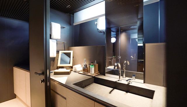 ANMAX yacht for sale 17