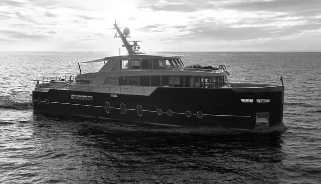 PICCHIOTTI 24 yacht for sale 37